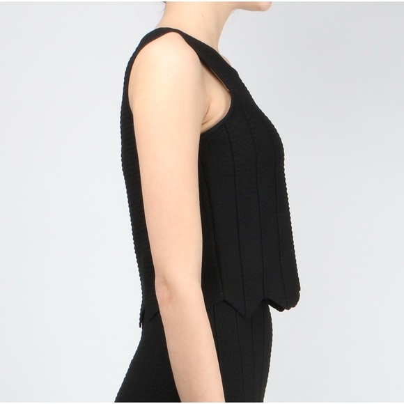 JONATHAN SIMKHAI Black Sleeveless Cropped Scalloped Hem Pointelle Tank Sz XS - Picture 2 of 8